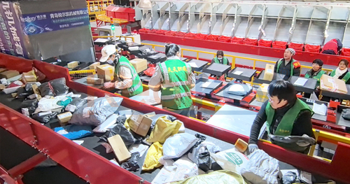 Tin tức mới nhất của công ty về Thiết bị phân loại nhanh giúp ngành công nghiệp nhanh đáp ứng nhu cầu của thời gian cao điểm